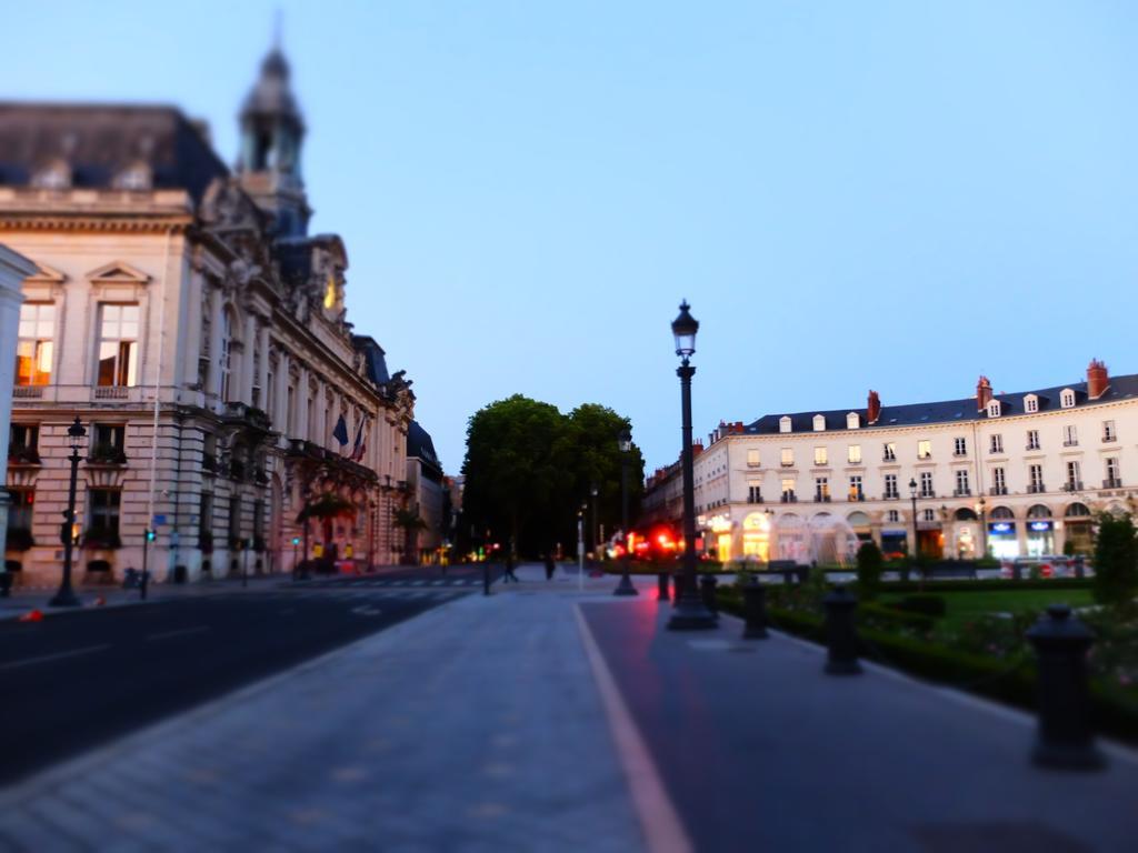 Hotel Moderne Tours Exterior foto